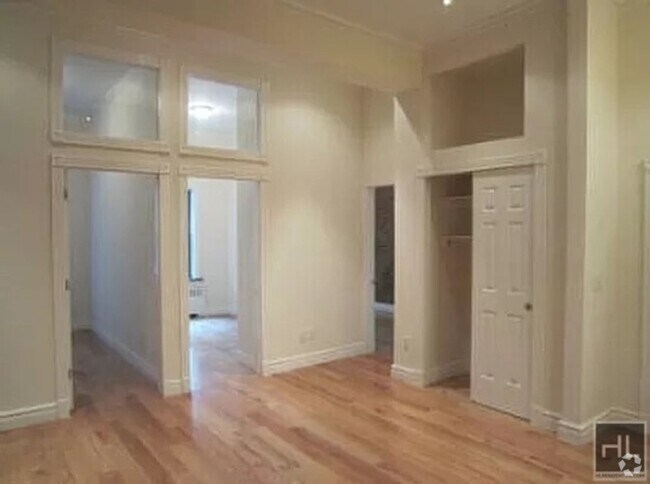 Building Photo - East 16th Street Rental