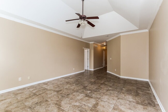 Photo - 2122 Timberline Dr