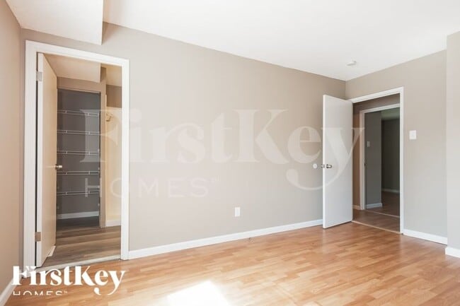 Photo - 9553 Winkler Dr