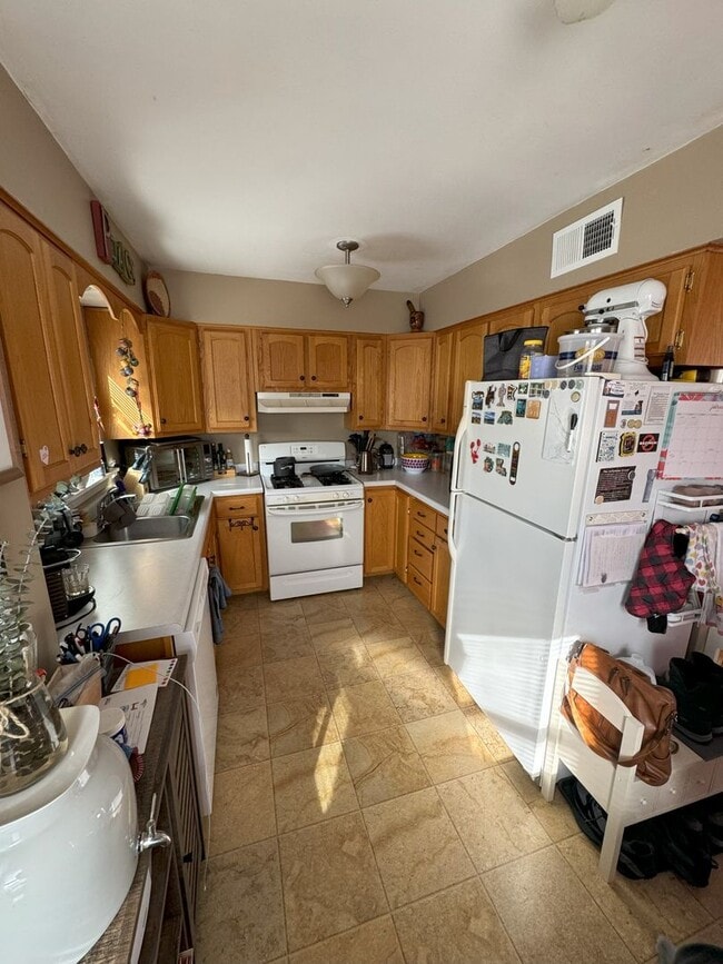 Crystal Home For Rent - Crystal Home For Rent