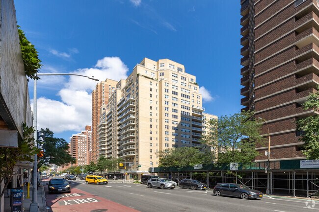 Photo - New York Towers Apartamentos