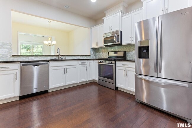 Photo - 224 Lynchwick Ln