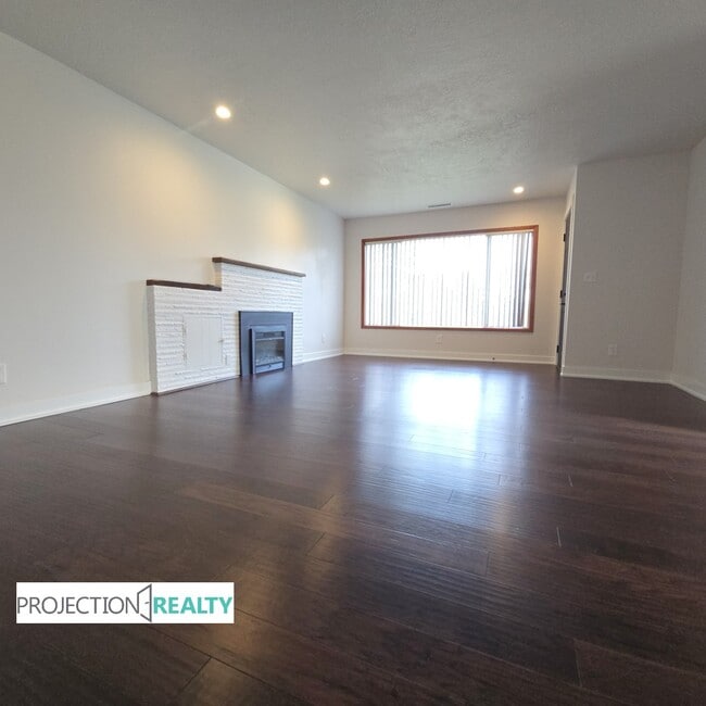 Photo - 32535 Coal Creek Rd