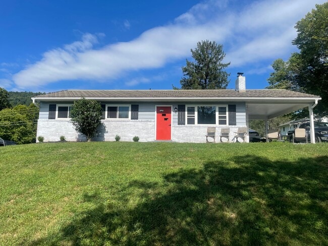 Building Photo - 627 Docs Ln Rental