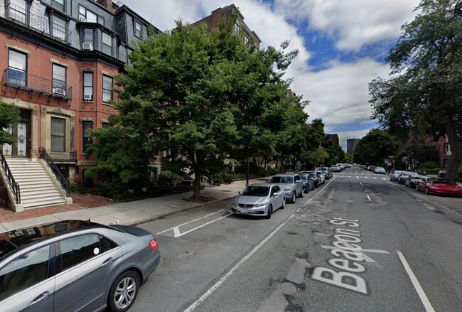 Building Photo - 296 Beacon St Unit 3