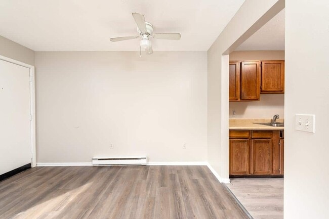 Free Street Apartments
