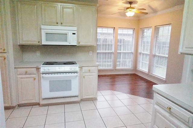 Photo - 2404 Stockwell Rd