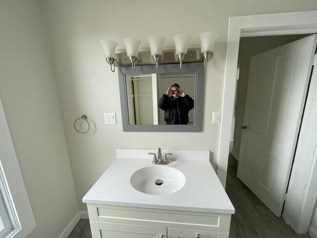 Photo - 319 18th St N Unidad 1