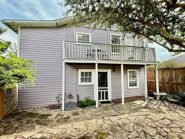 Building Photo - 722 Woodland St Rental