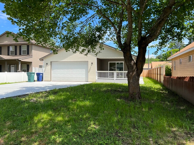 Photo - 1206 N 6th St