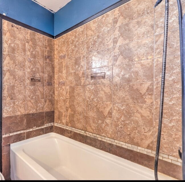 Photo - 4420 Shalimar Ave