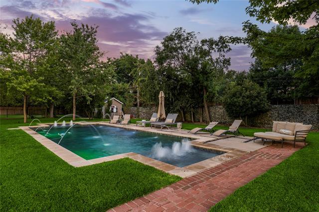 Photo - 4522 Walnut Hill Ln