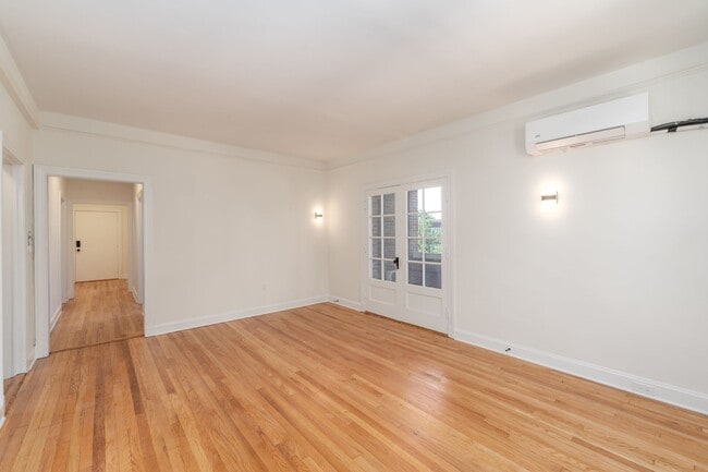 Photo - Newly Remodeled 1-Bedroom, 1-Bathroom Near Johns Hopkins University Unit B3