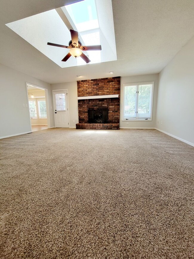 Photo - Primrose Market Place Area - Mission Hills Subdivision