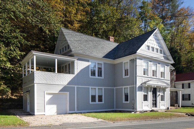 Building Photo - 362 Lime Rock Rd Unit B