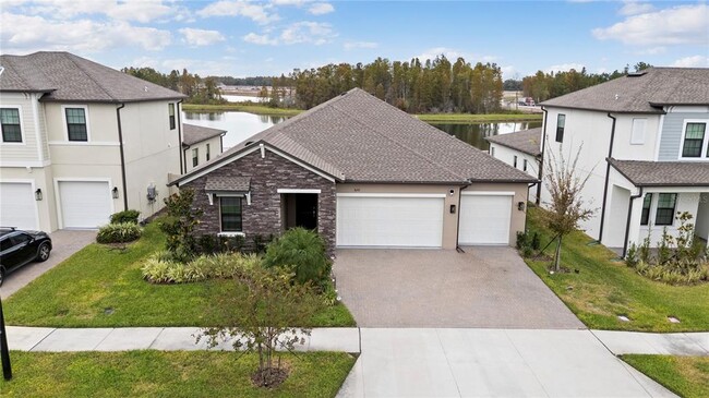 Building Photo - 8692 Little Bluestem Dr