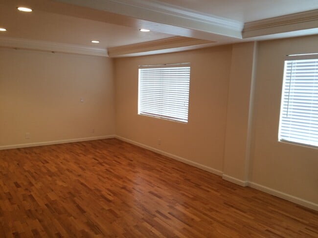 Photo - Great 3 Bedroom 3 Bath House in Monterey Fishermans Flats Neighborhood