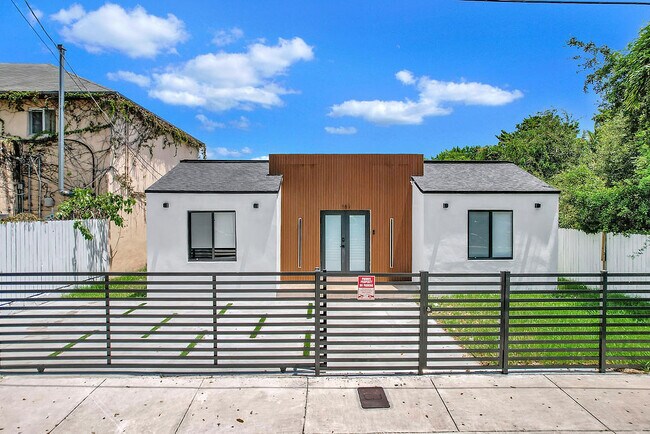 Building Photo - 187 NW 53rd St Rental