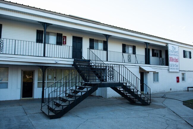 Photo - 1418 Lynn St Unit 22