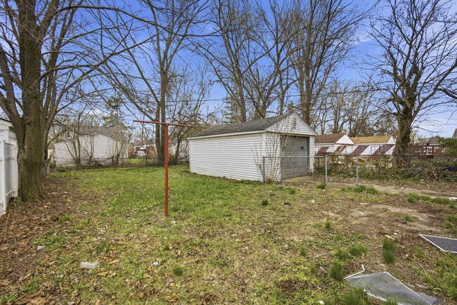 Photo - 20267 Ashton Ave