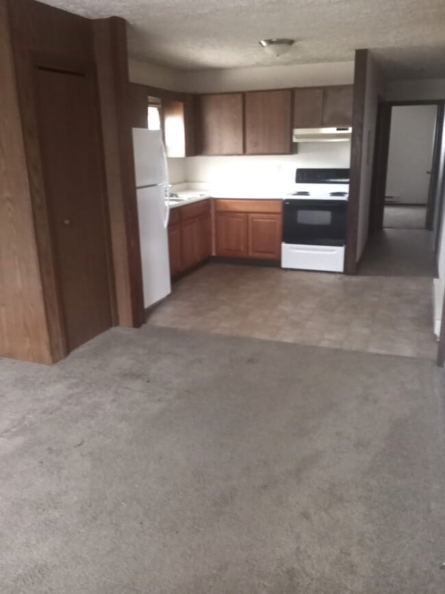 Photo - Colchester Apartments