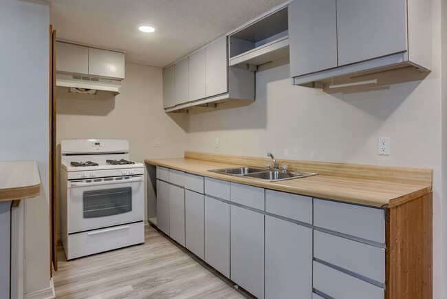 Photo - 1101 Bancroft St Apartment Unit 1101 Bancroft St  #2