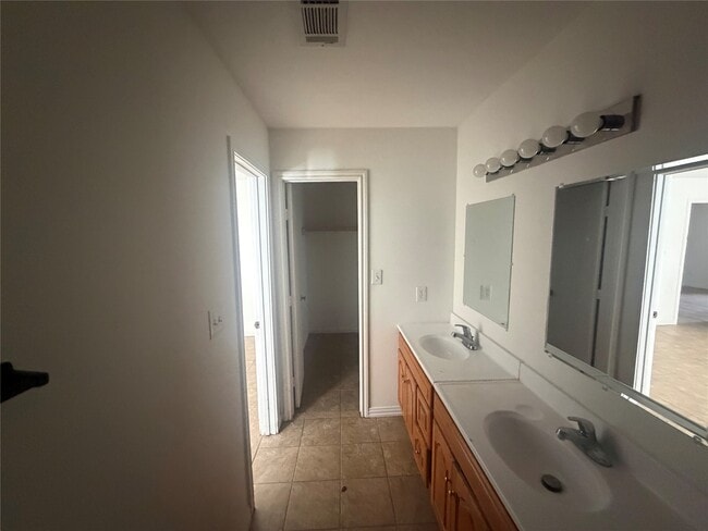 Photo - 7433 Faith Dr