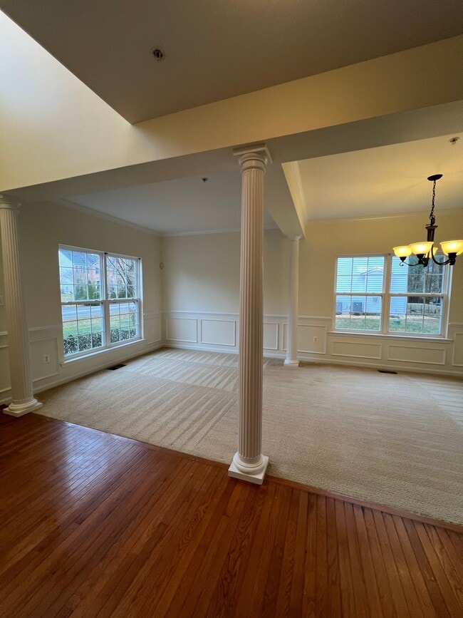 Photo - 45593 Pleasant Mill Dr