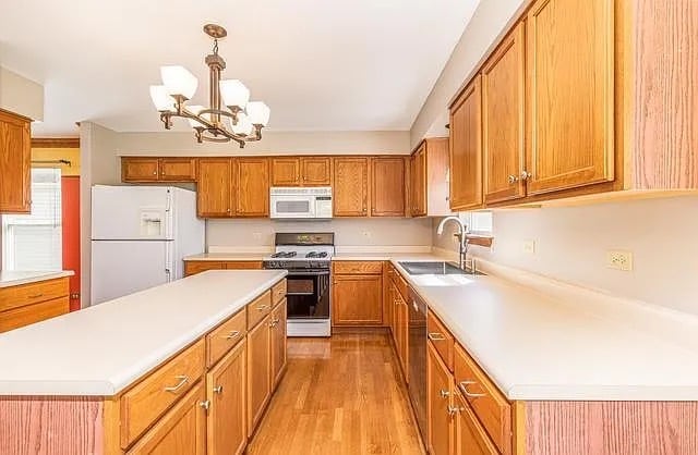 Photo - 1841 Lake Shore Dr