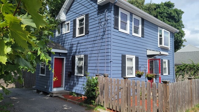 Building Photo - 54 Bolton St Unit 52