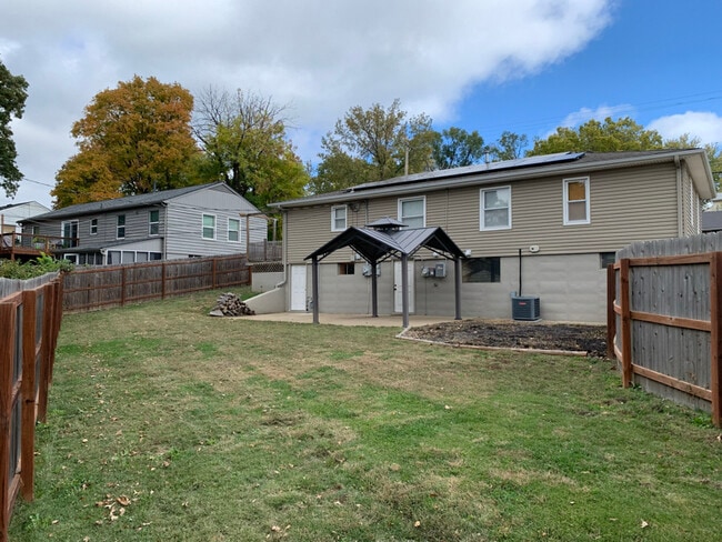 Photo - 624 NE 39th Terrace