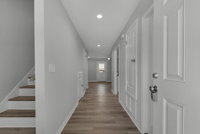 Photo - 2259 Whitman Ln