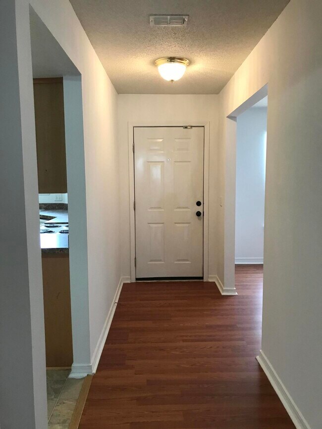 Photo - 294 Limestone Cir