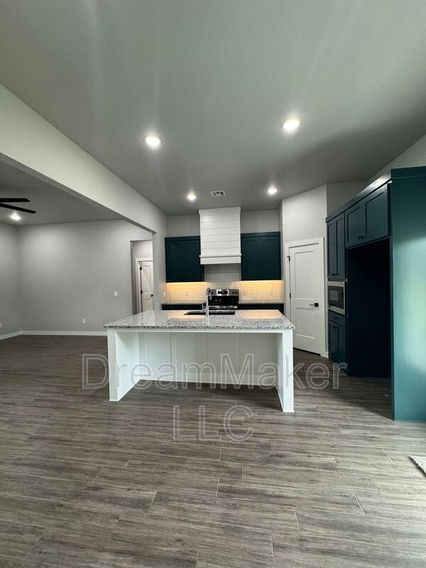 Photo - 828 Apple Blossom Wy