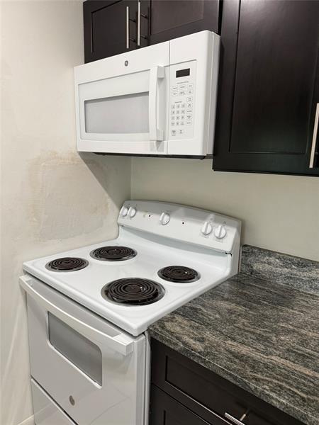 Photo - 6040 Shaker Wood Cir Unit 205