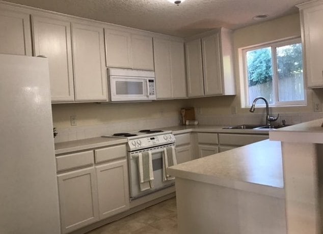 Photo - 19796 SW Yocom Ln Unit A - primary