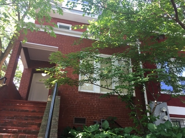 Photo - 1808 Newton St NW Unit 3