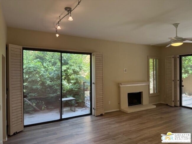 Building Photo - 4850 N Winners Cir Unit A Rental