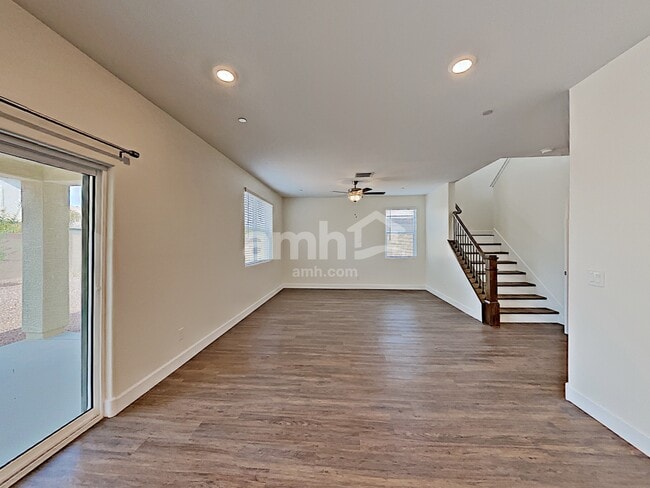 12502 N 60th Ave