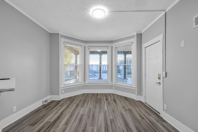 Photo - 3860 Dodge St Unit Apt 1