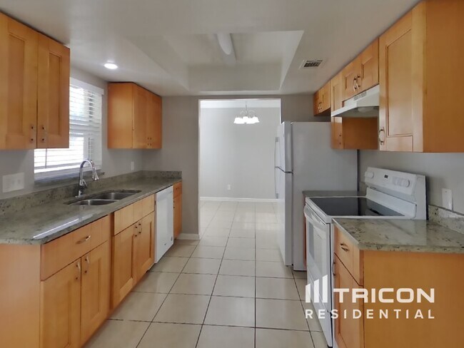 Photo - 4513 Cabbage Palm Dr House