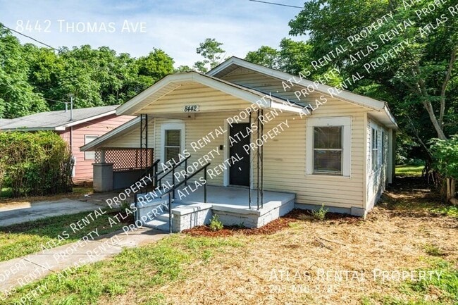 Photo - 8442 Thomas Ave