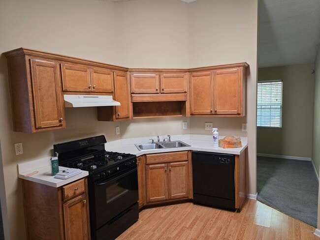 Photo - 154 Amelia Garden Way