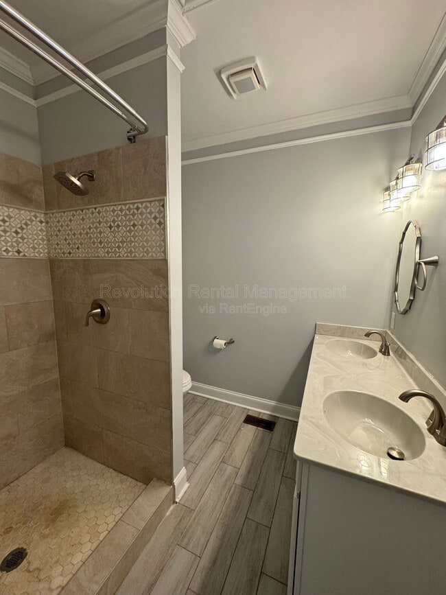 Photo - 202 Fenner Rd