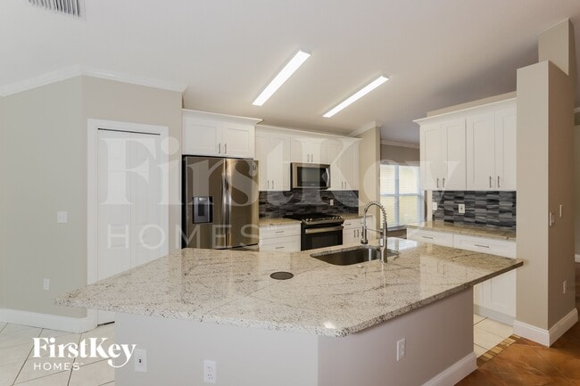 Photo - 30916 Burleigh Dr