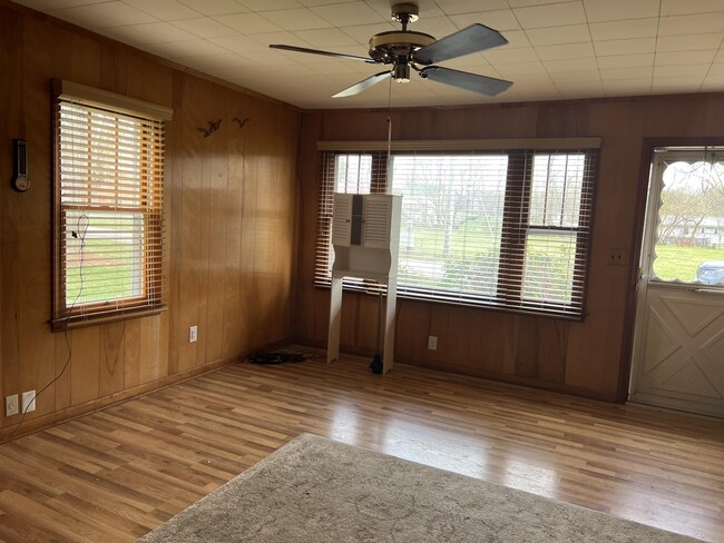 204 Honeysuckle Ln Rental - House Rental in Kingsport, TN | ForRent.com