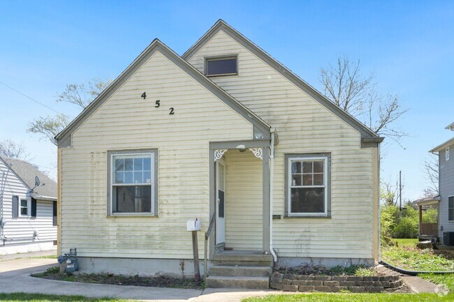 Building Photo - 3 Bedroom home!