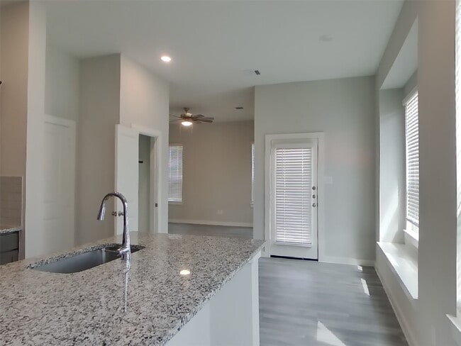 Photo - 9835 Willow Creek Commerce Dr