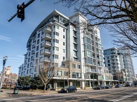 Photo - 1310 NW Naito Pkwy Casa Adosada