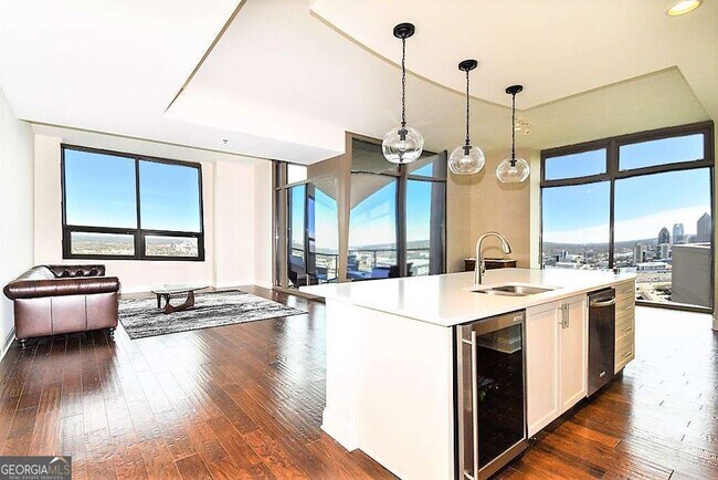 Photo - 270 17th St NW Unidad 4302 Rental